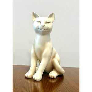 Vintage MCM Cat Statue – Cream Stone Casting Decor